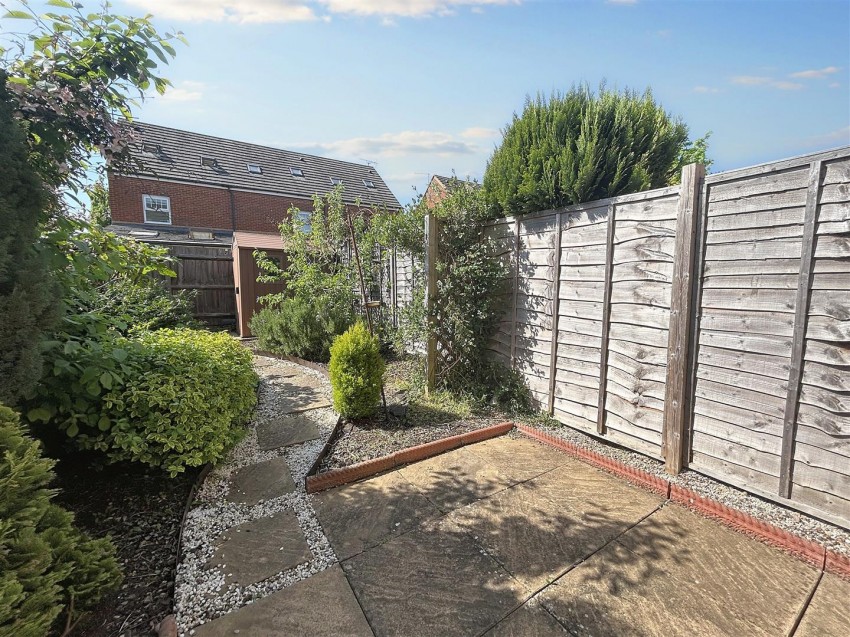 Images for Hunt Close, Towcester