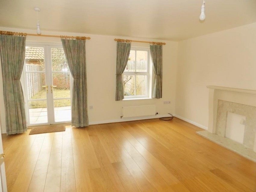 Images for Baines Close, Silverstone