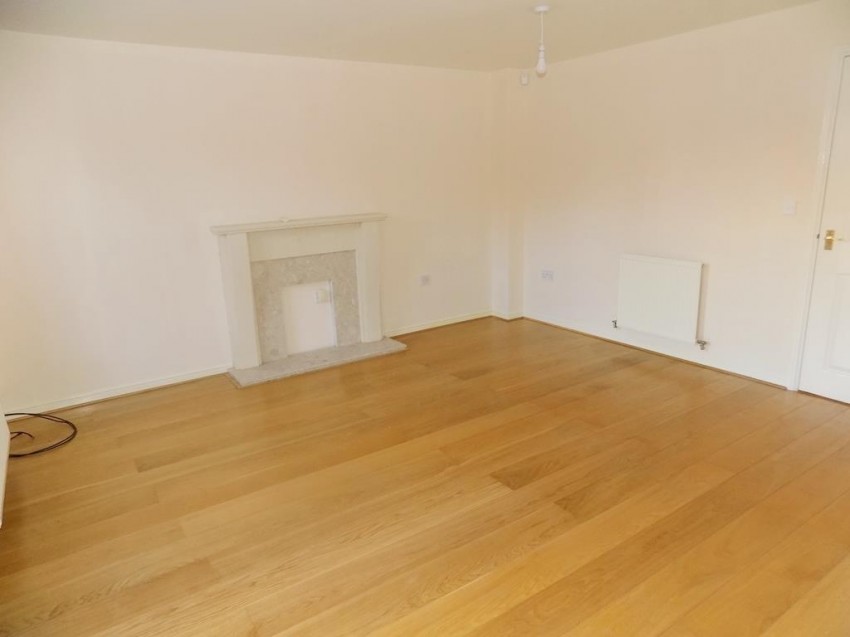 Images for Baines Close, Silverstone