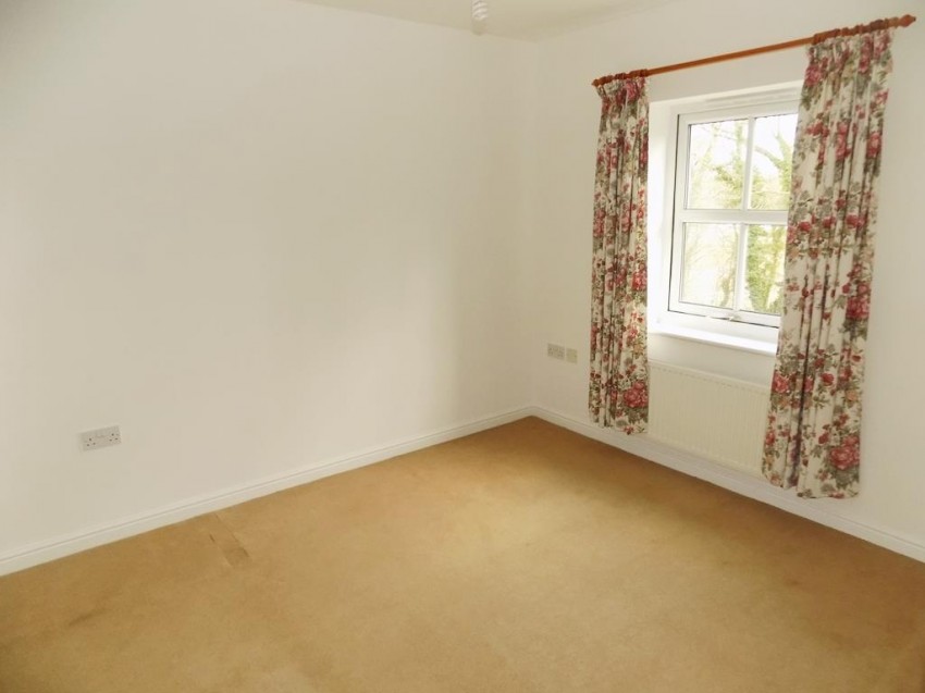 Images for Baines Close, Silverstone