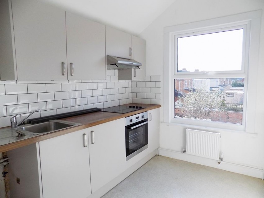 Images for Flat on Fife Street, Northampton