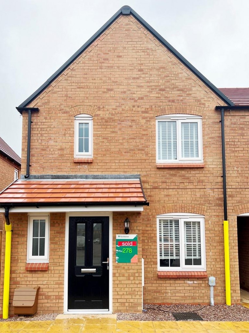 Images for Woodland Valley, Woodpecker Drive, Rothwell