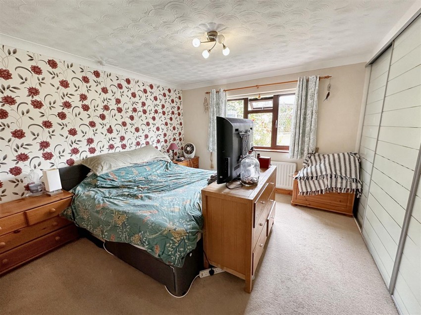 Images for School Road, Pattishall
