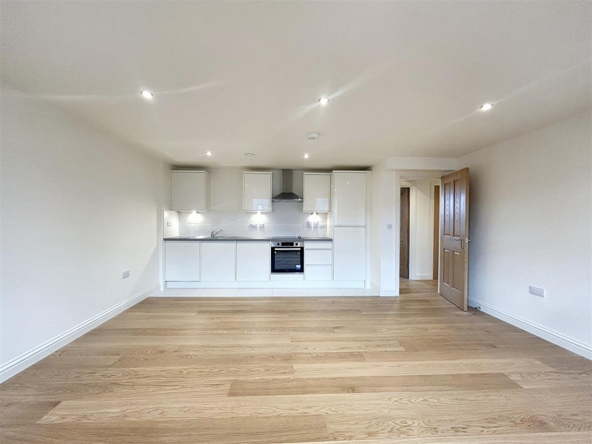 Images for Moat House, Towcester