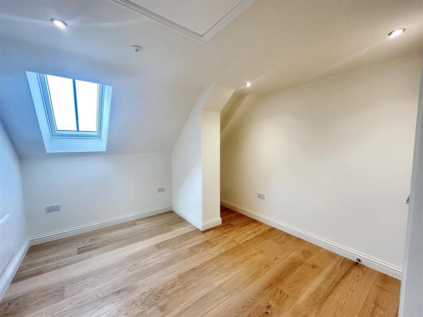 Images for Moat House, Towcester