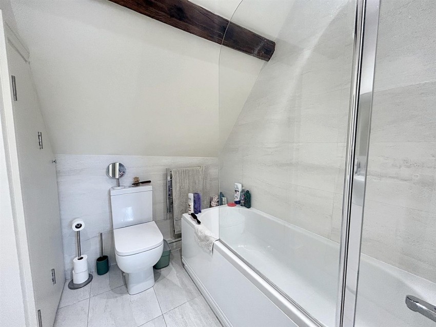 Images for Flat 15 152 Watling Street East